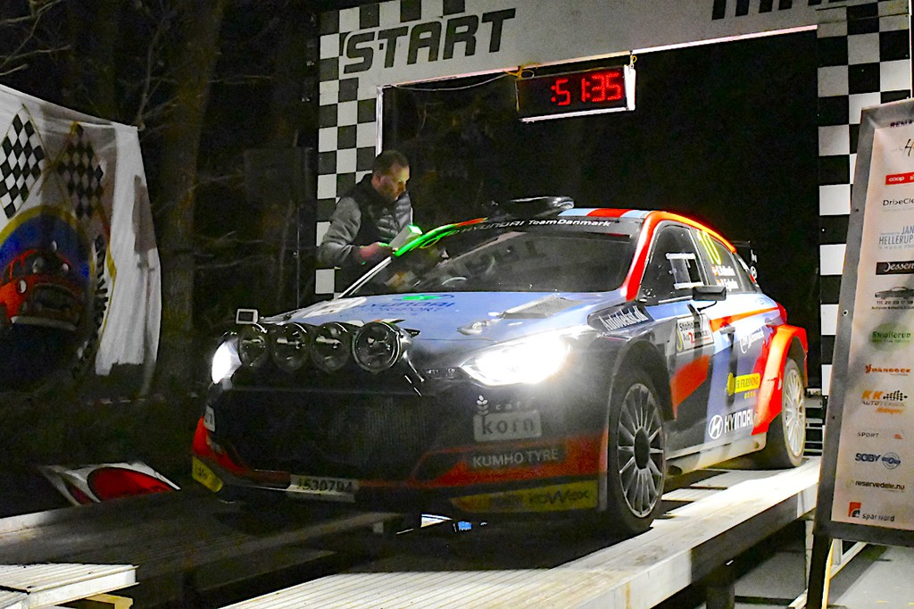 Hyundai-teamet på målrampen efter en hektisk duel med den regerende Danmarksmester
(Foto: specialpress@gmail.com)